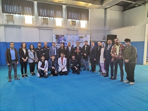 Sabiha Gökçen Mesleki ve Teknik Anadolu Lisesi'nde Bilim ve Teknoloji Haftası dolayısıyla program düzenlendi.