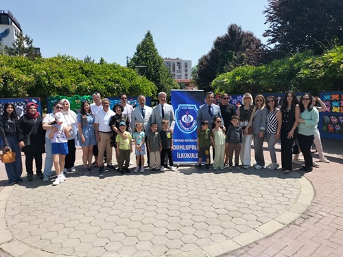Dumlupınar İlkokulu tarafından Parmak İzim sergisi düzenlendi.